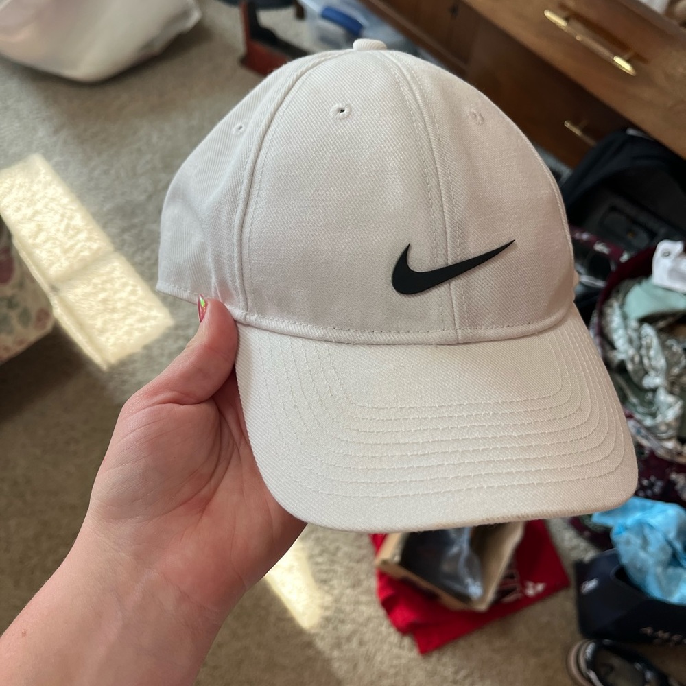White Nike hat